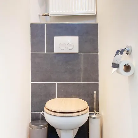 Feriehus Tin Tin A La Near With Garden